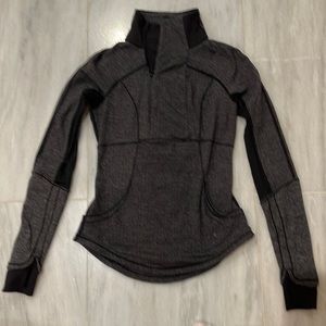 Lululemon Half -Zip long sleeve shirt : Size 4